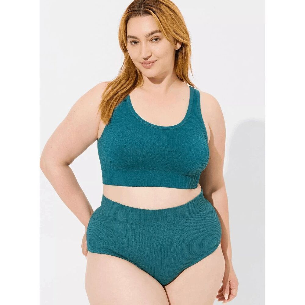 NWT Torrid Seamless Ribbed High Rise Briefs